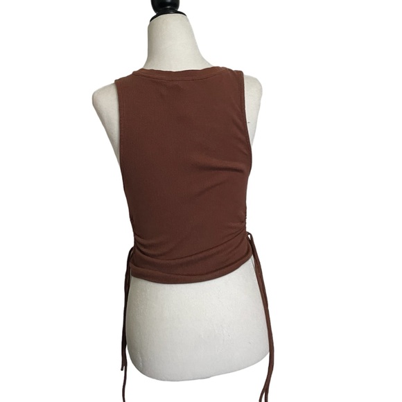 Zara brown ribbed side cutout cropped tank top - Picture 7 of 13